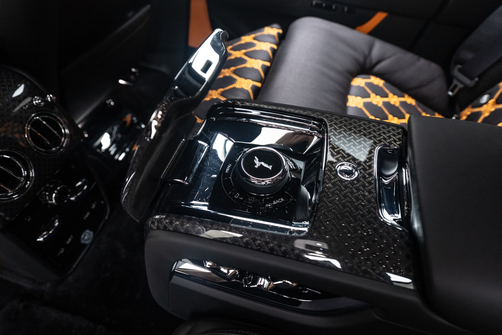 2026 ROLLS ROYCE CULLINAN | BALCK BADGE | GCC | DEALER WARRANTY SERVICE